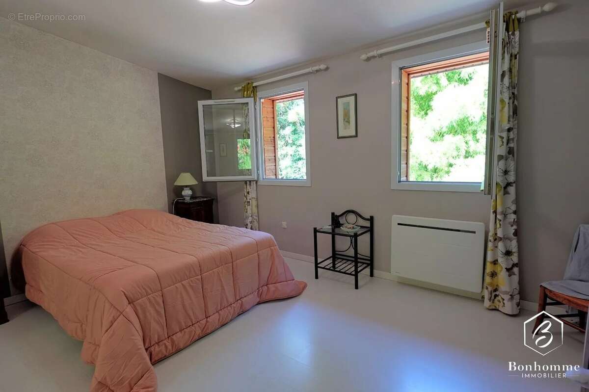 Maison 4 pièces - 135m² - photo 10