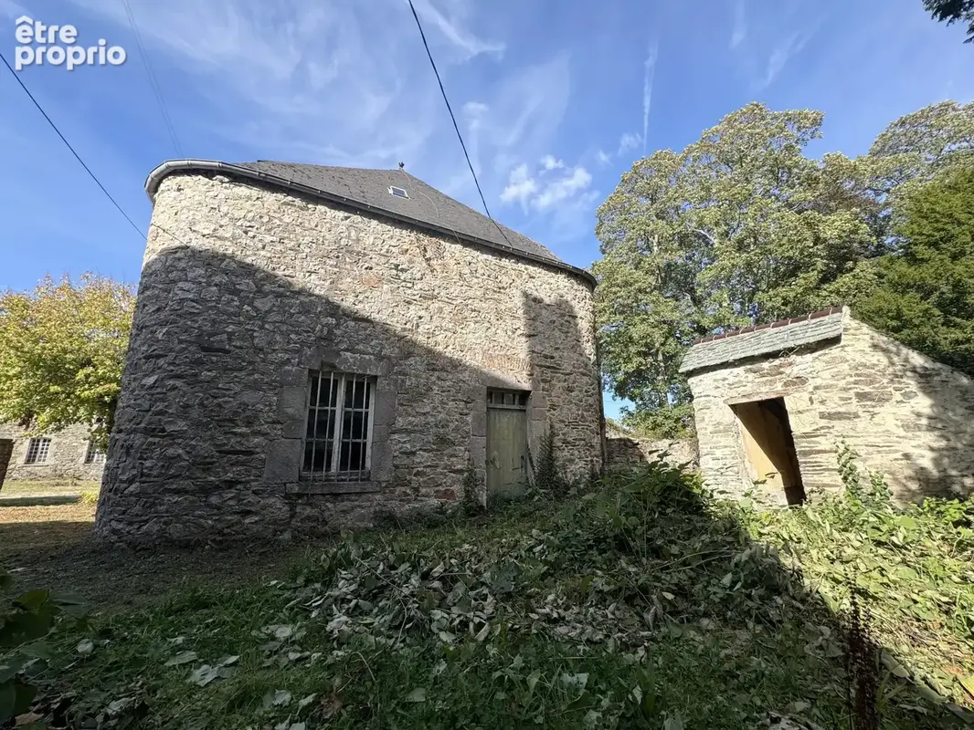 Jolie maison en pierres avec jardin et dependances a renover - photo 25