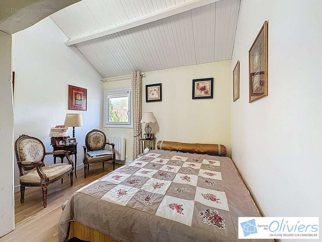 Maison 118 m² à Voisins-Le-Bretonneux  - photo 7
