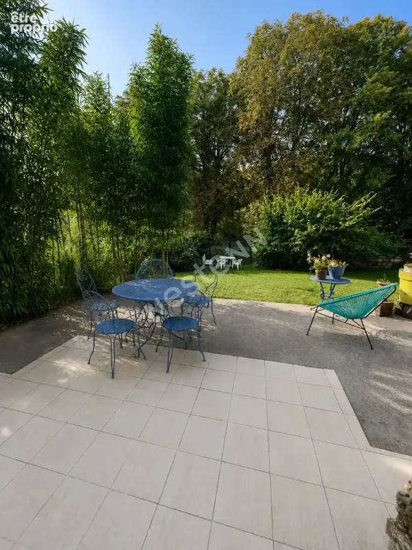Villeneuve Sur Aisne - Maison de maître - 9 pièces - jardin clos - garage - photo 16
