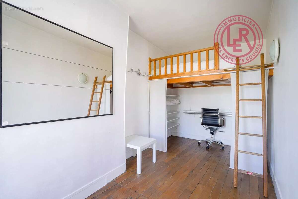 Appartement à PARIS-19E