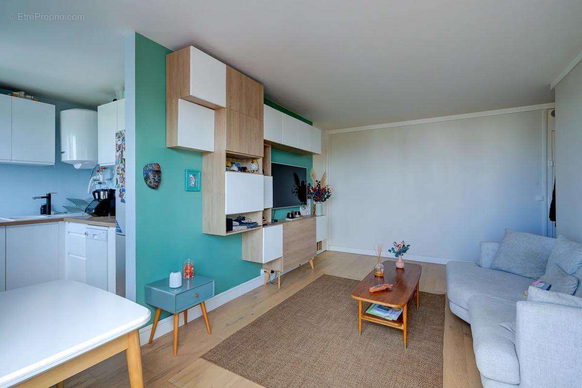 Appartement à NANTERRE