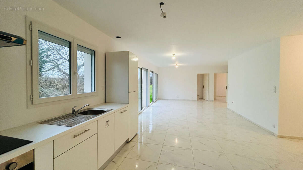 Maison à SAINT-ANDRE-DE-CUBZAC