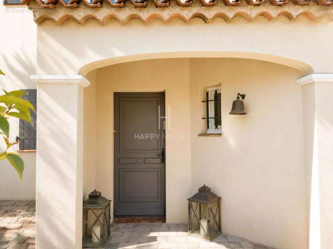 Maison à MAUSSANE-LES-ALPILLES