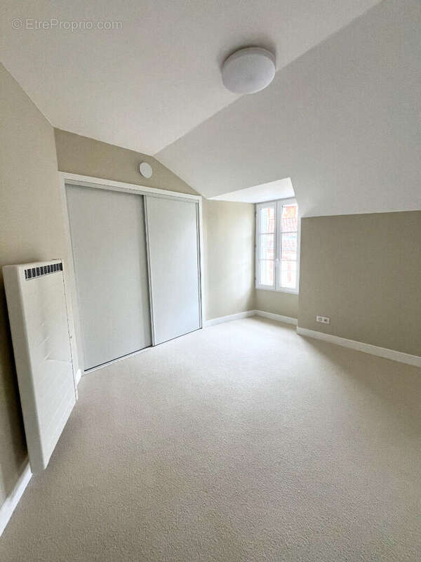 Maison à MAGNAC-LAVAL