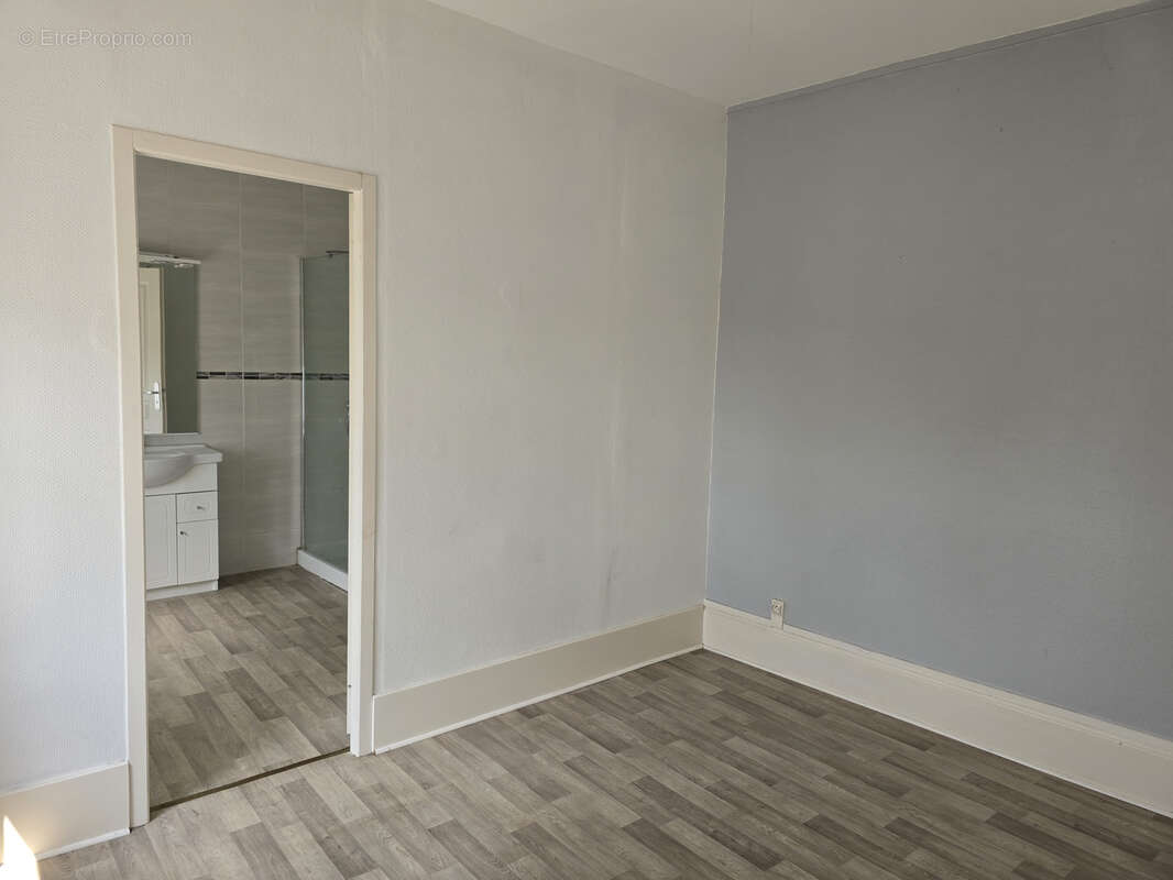 Maison à SAINT-MENGES