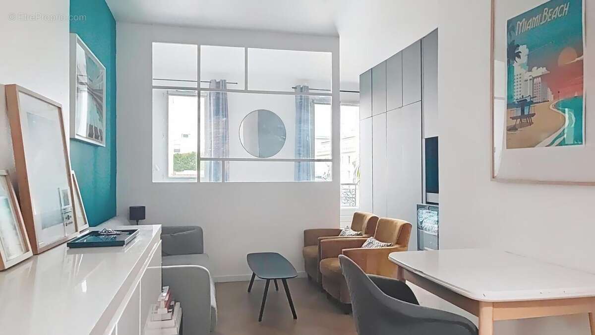 Photo 3 - Appartement à COURBEVOIE