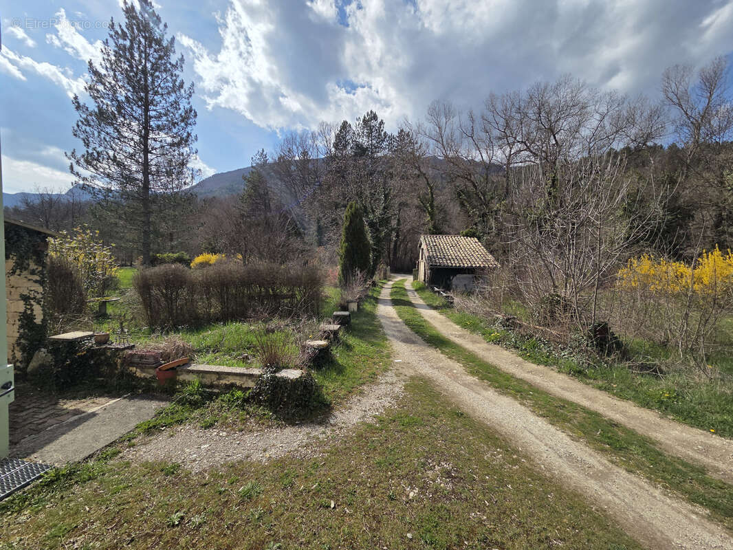 Maison à LA MOTTE-CHALANCON