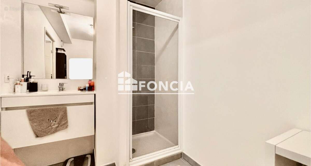 Appartement à SAINT-JEAN-DE-VEDAS