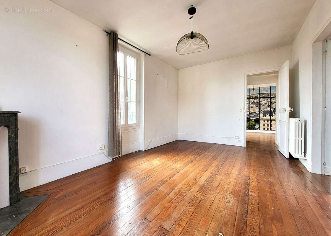 Maison à MAREIL-MARLY