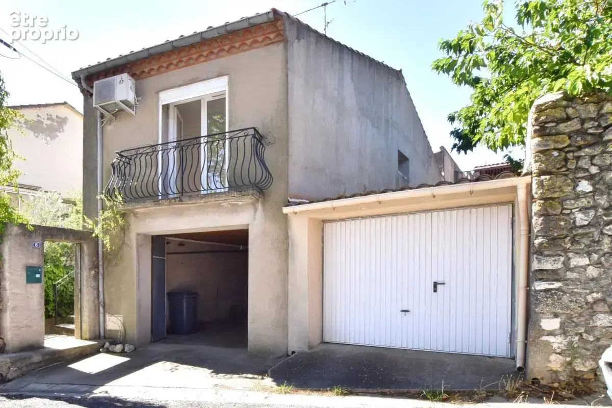 Maison de village rénovée, garage et potentiel d’aménagement - photo 11