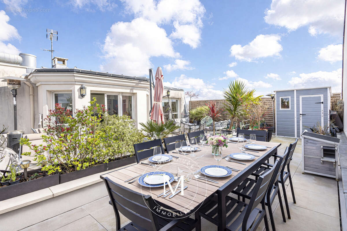 Appartement à MONTROUGE