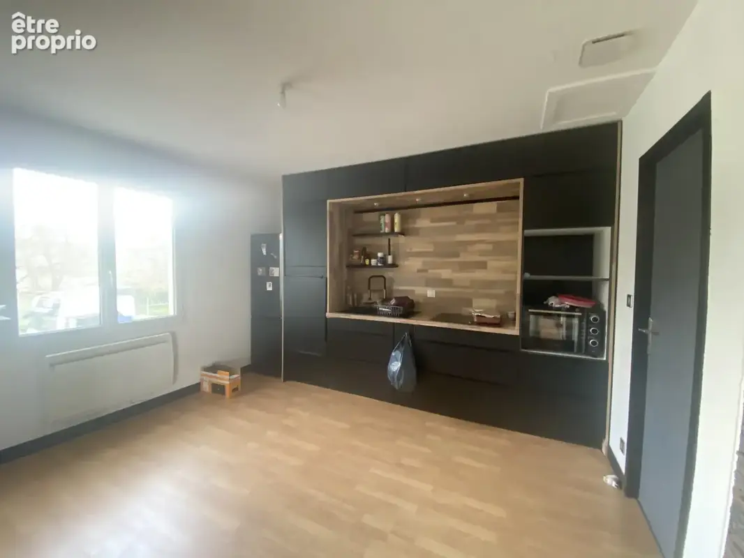 Ensemble Immobilier comprenant un local commercial, un appartement et un commerce. - photo 6