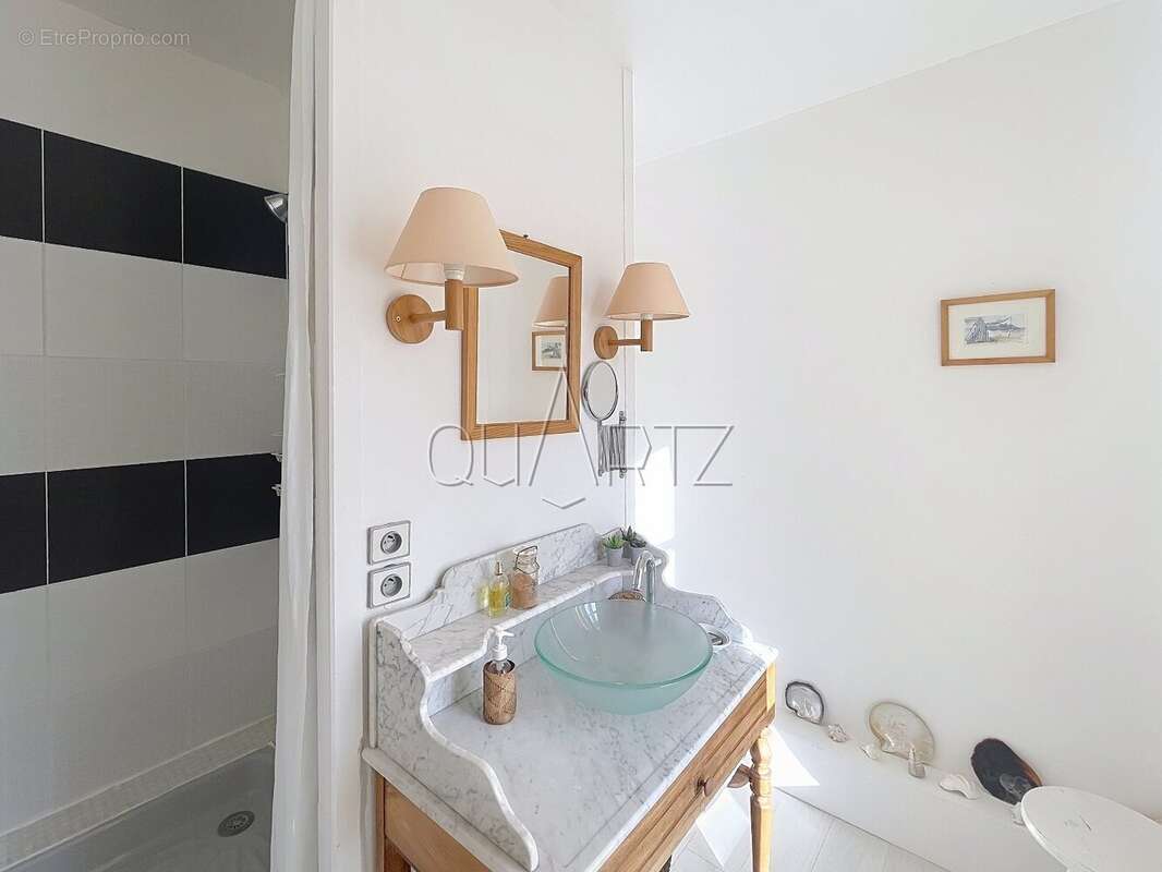 Maison à COURDIMANCHE