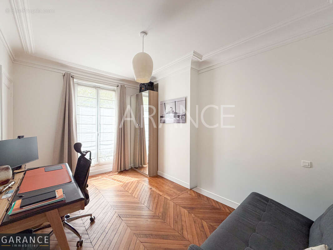 Appartement 80 m² à Paris-12e  - photo 6