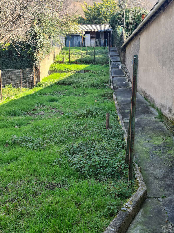 Maison à MERCUS-GARRABET