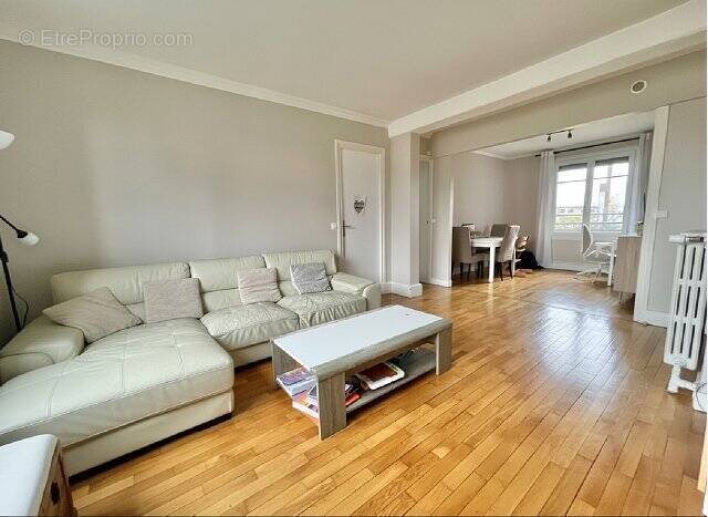 Appartement à MAISONS-ALFORT