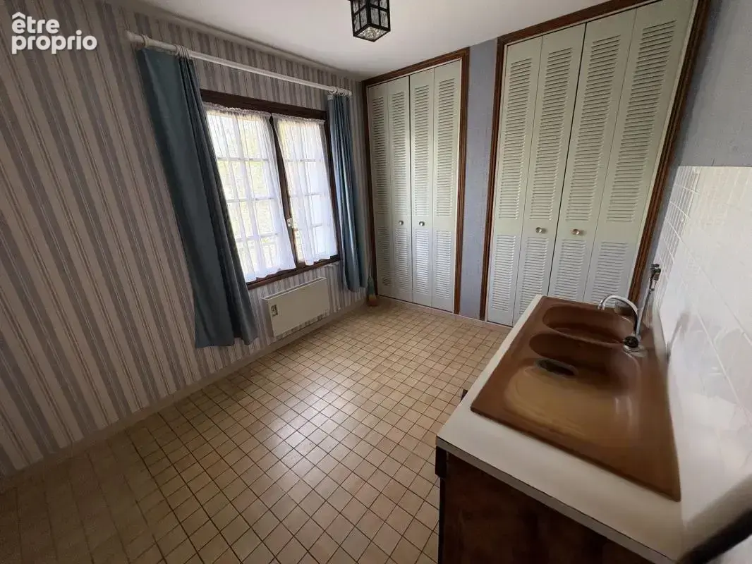 À SAISIR ! Belle maison familiale avec de beaux espaces, au calme ! - photo 13