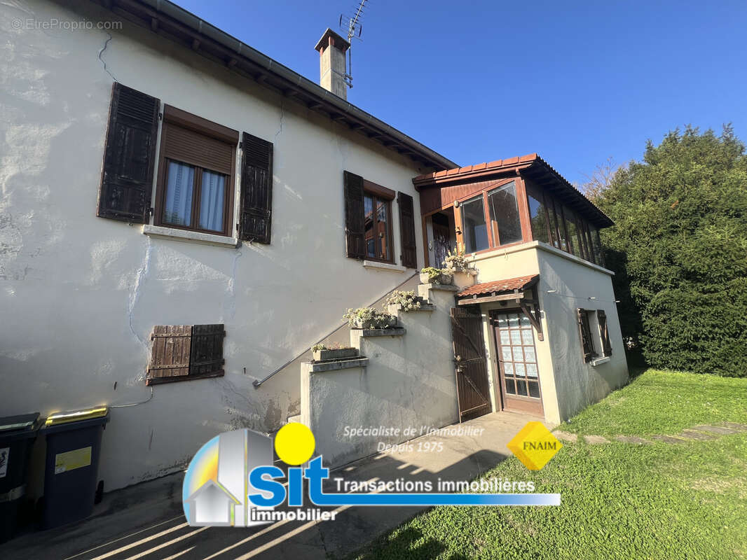 Maison à SAINT-ROMAIN-EN-GAL