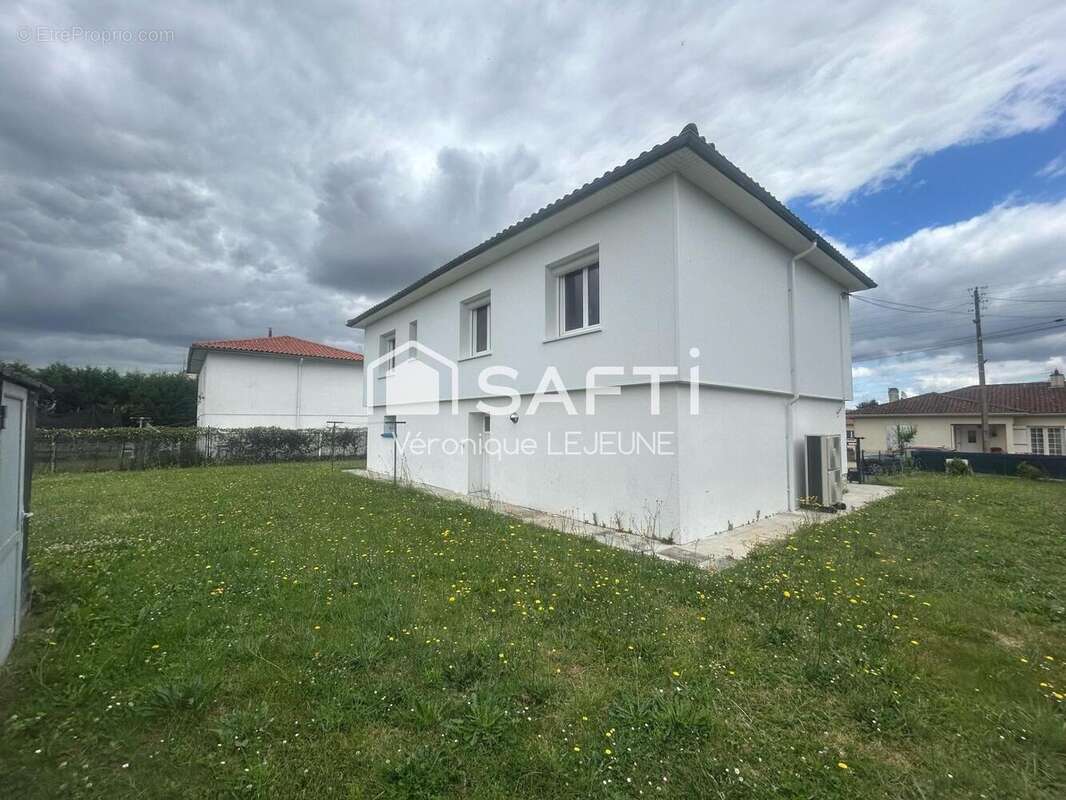 Photo 2 - Maison à BIAS