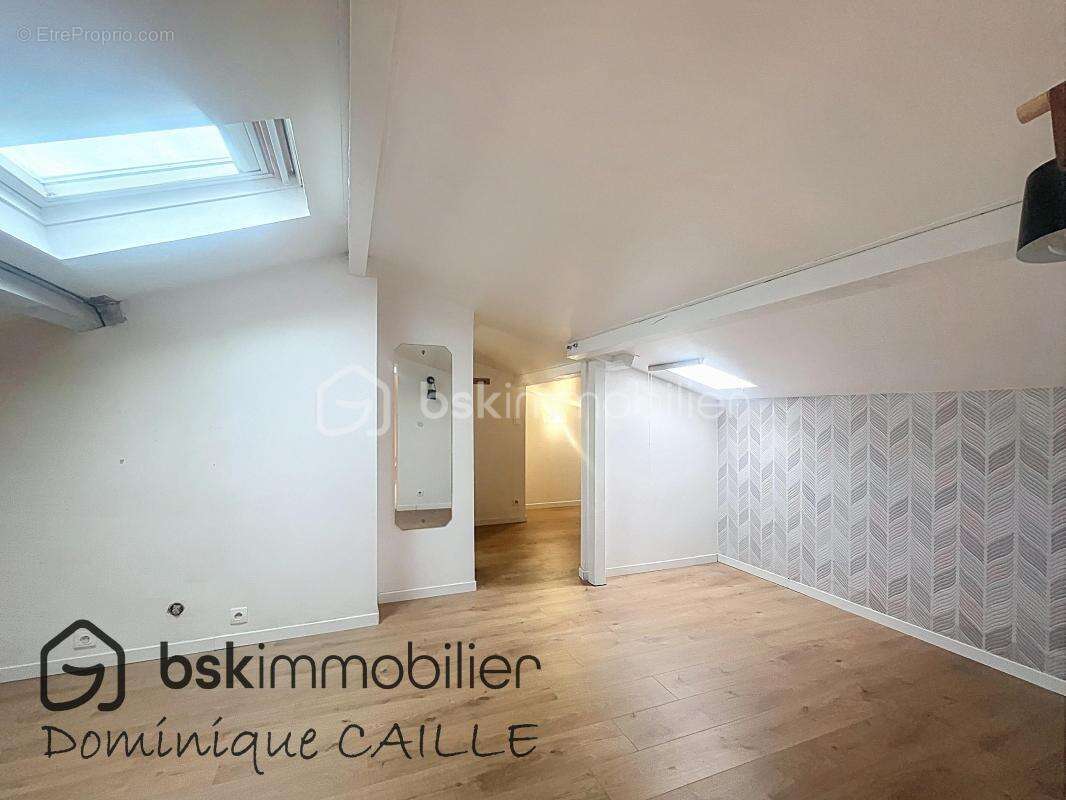 Maison familiale rénovée - potentiel exceptionnel - faible consommation d energie dpe b -  montberon - photo 9