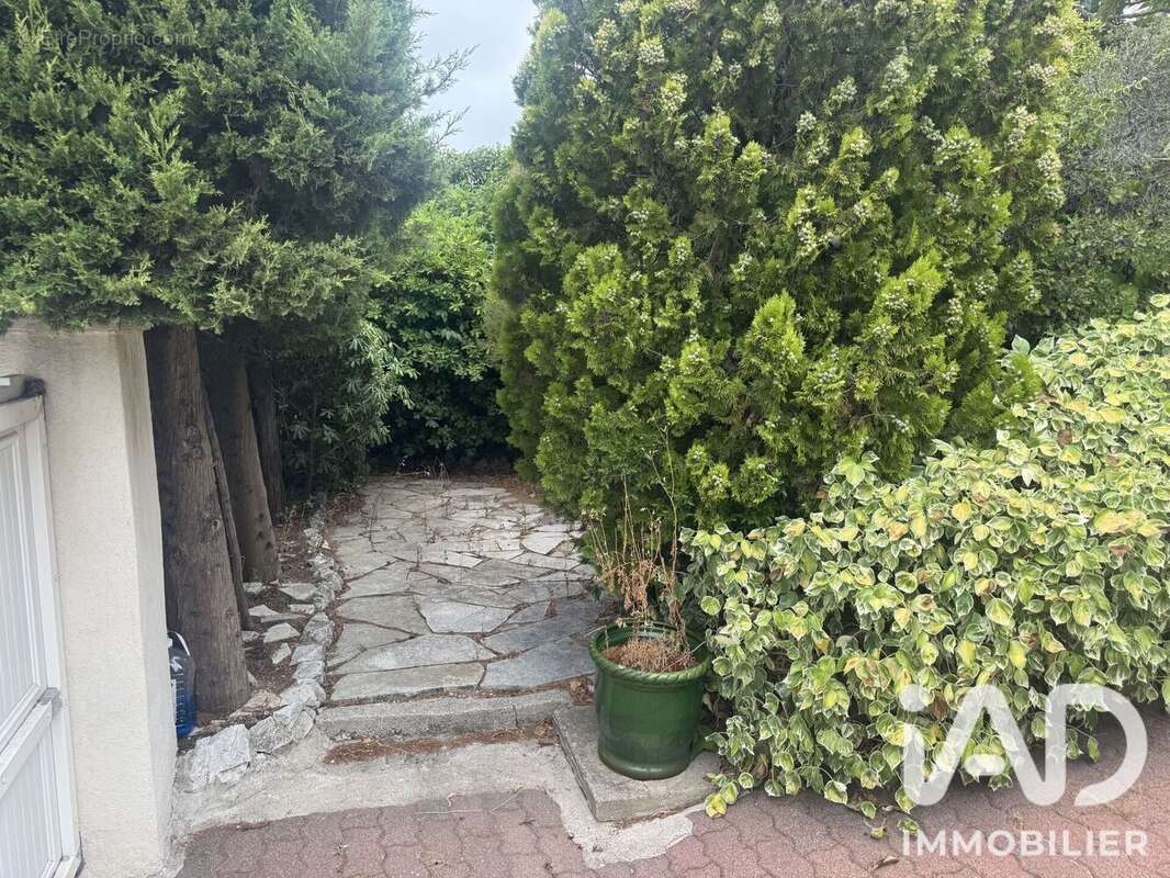 Maison 126 m² à Sausset-Les-Pins  - photo 7