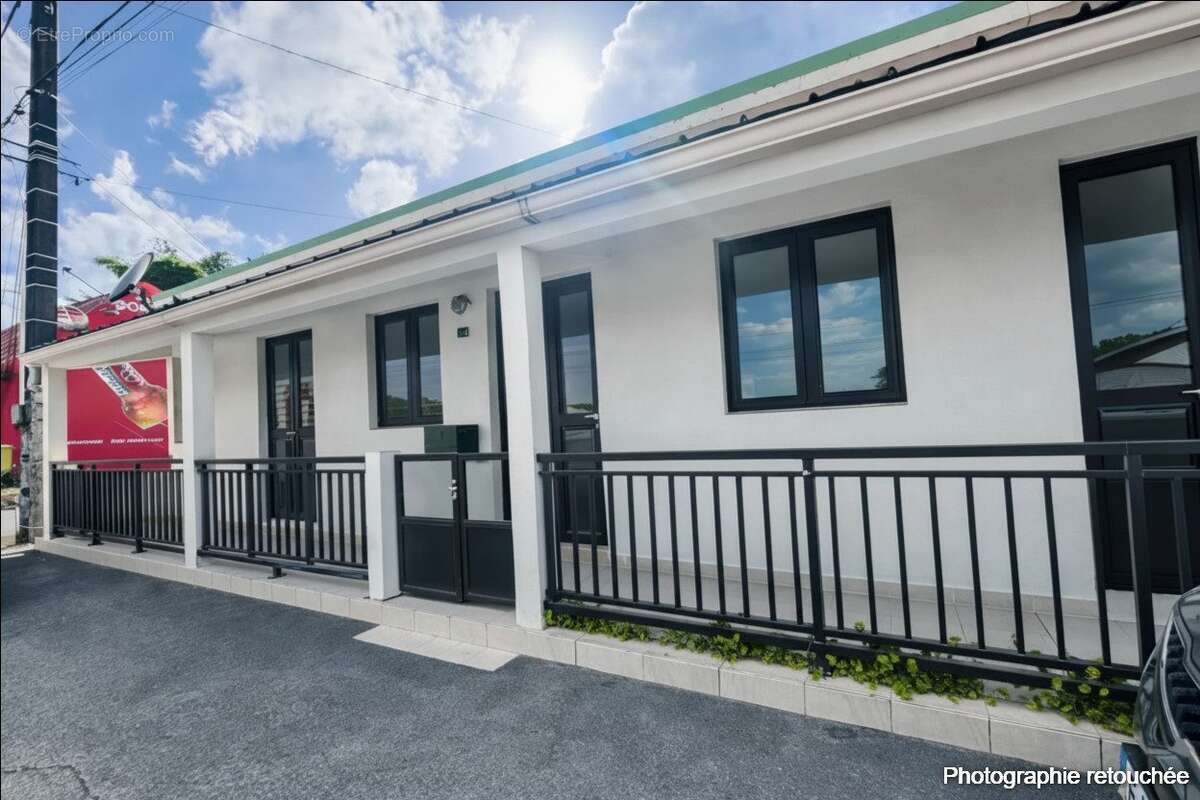 Maison à RIVIERE-SALEE