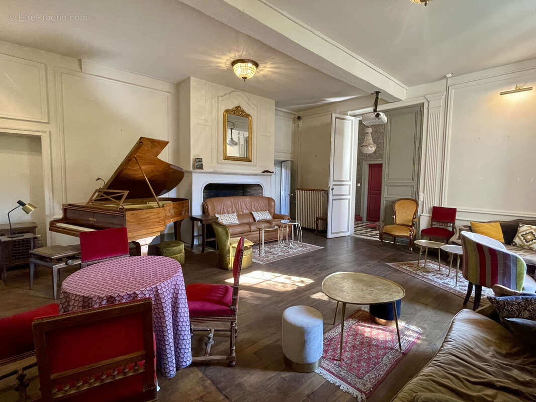Maison à LA ROCHEFOUCAULD