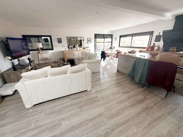 Appartement à LA VALETTE-DU-VAR