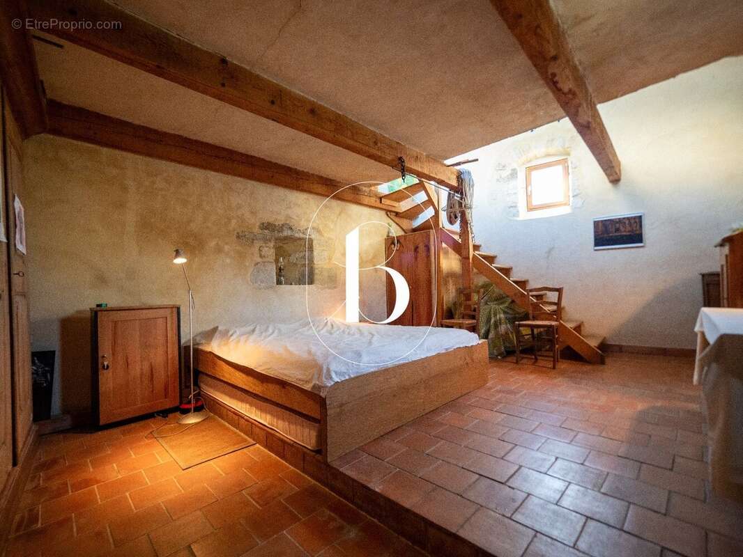 Maison à UZES