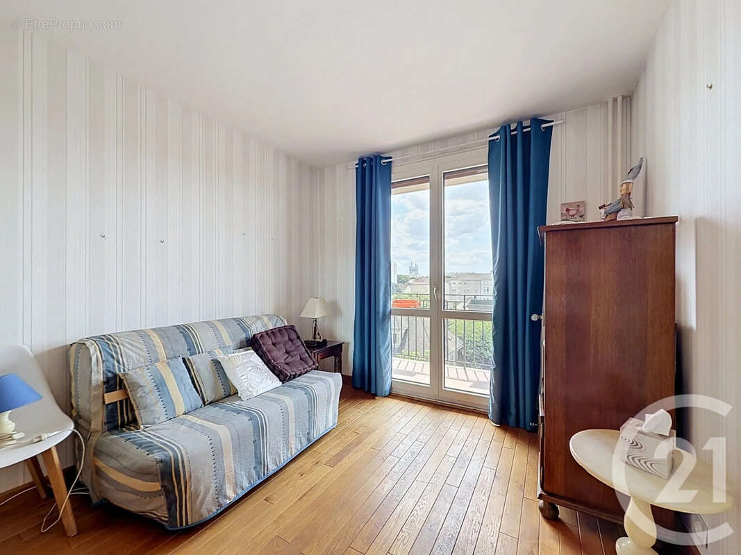 Appartement 71 m² à Troyes  - photo 4