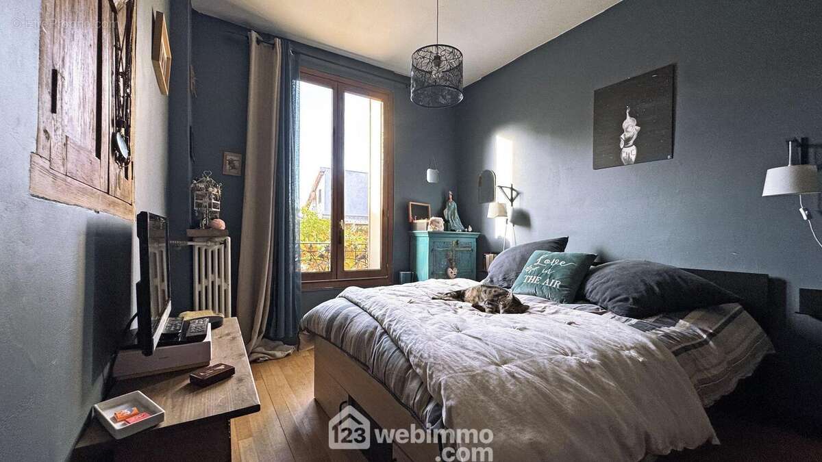Chambre parentale - Maison à MONTREUIL