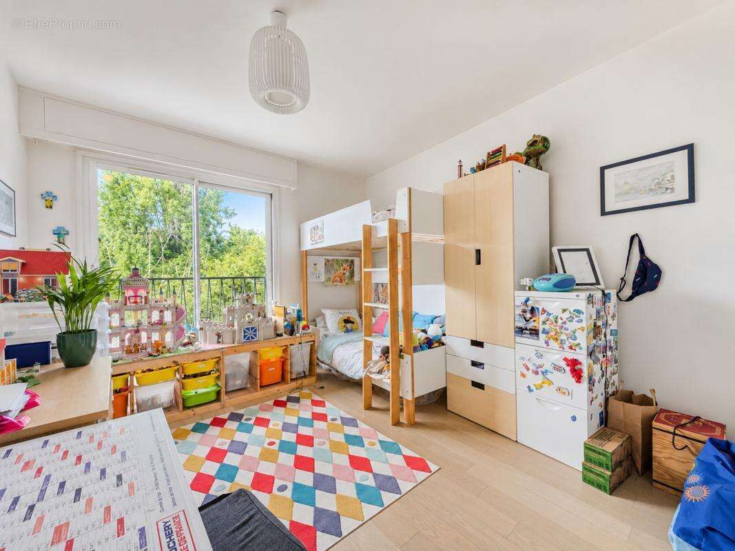 Appartement à FONTENAY-SOUS-BOIS