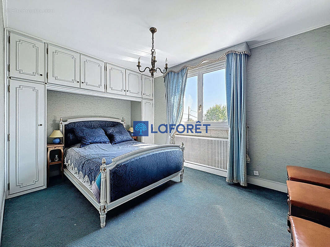 Maison à SAVIGNY-SUR-ORGE