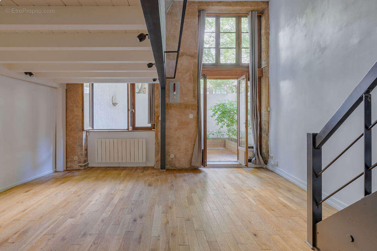 Appartement à LYON-1E