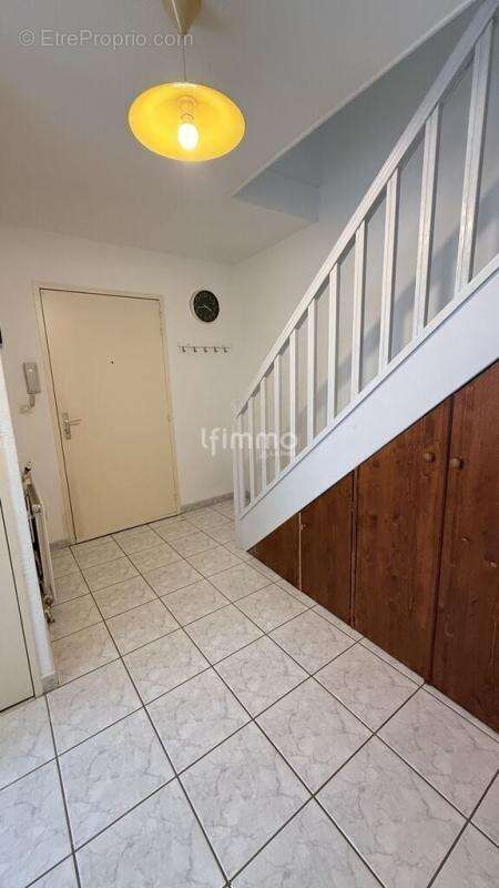 Appartement à SAINT-SYMPHORIEN-D'OZON