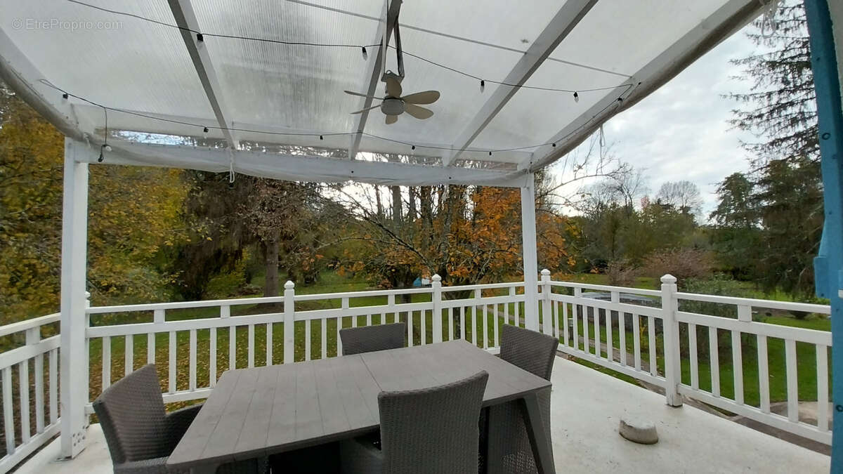 Maison à SAINT-ASTIER