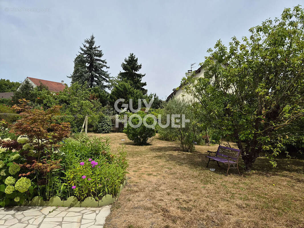 Maison 101 m² à Le Blanc-Mesnil  - photo 8