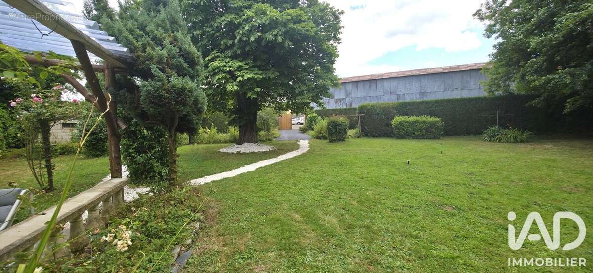 Maison 28 m² à Vaux-Villaine  - photo 2