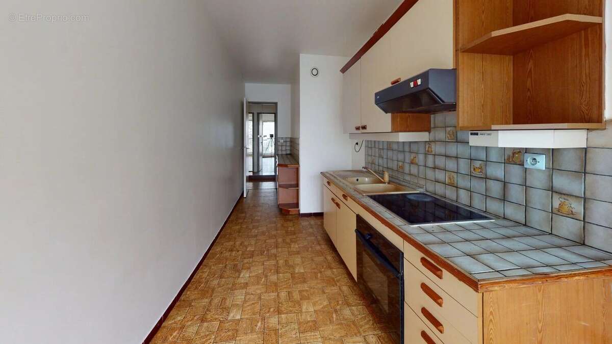 Appartement à CHENNEVIERES-SUR-MARNE