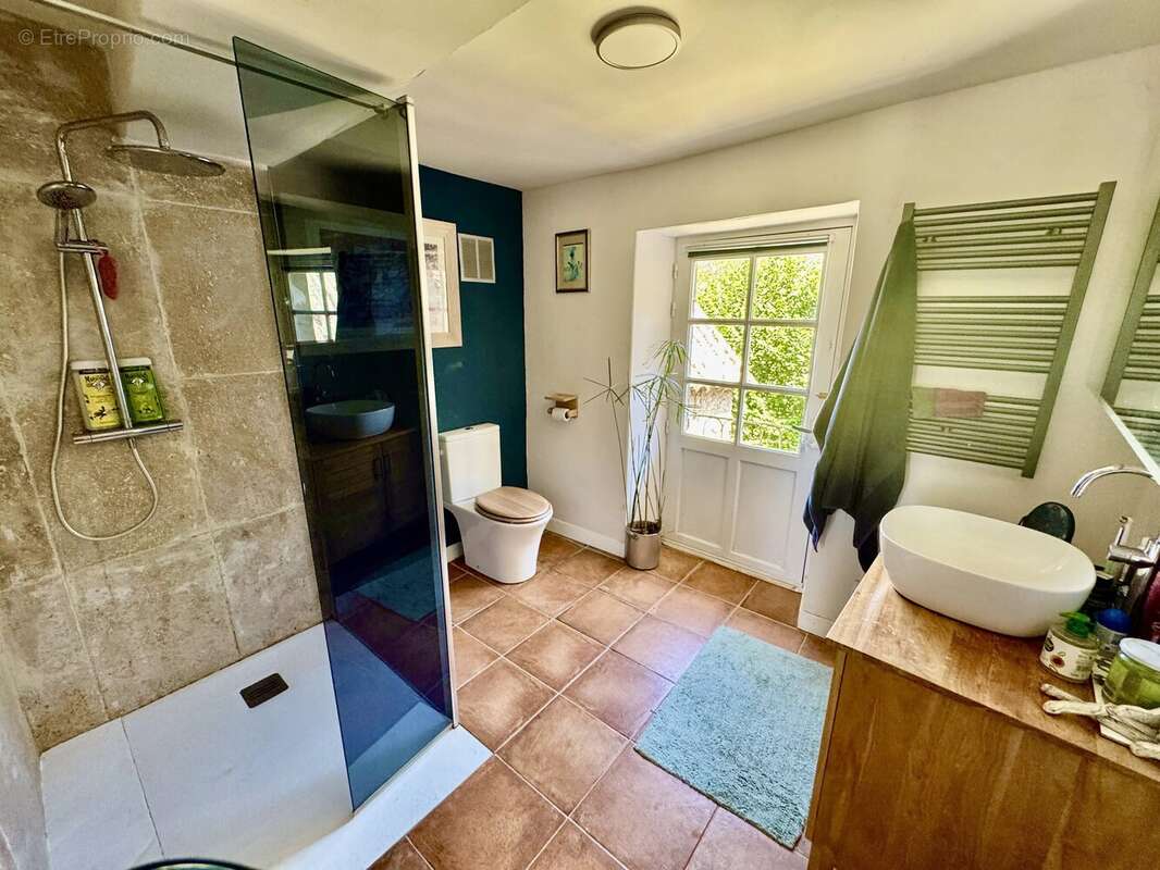 Maison de village avec jardin et grange - photo 10