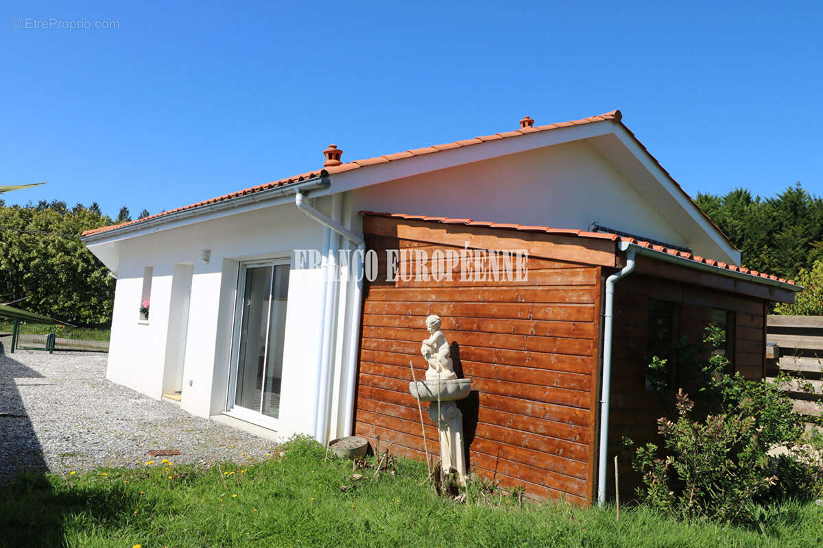 Maison à SAINT-MARTIN-DE-SEIGNANX