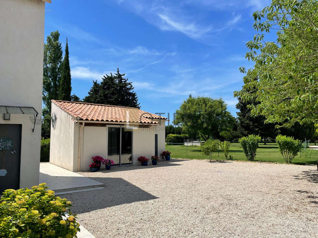 Propriété de charme avec installations équestres   220 m2 sur 8 900 m2 de terrain - photo 26