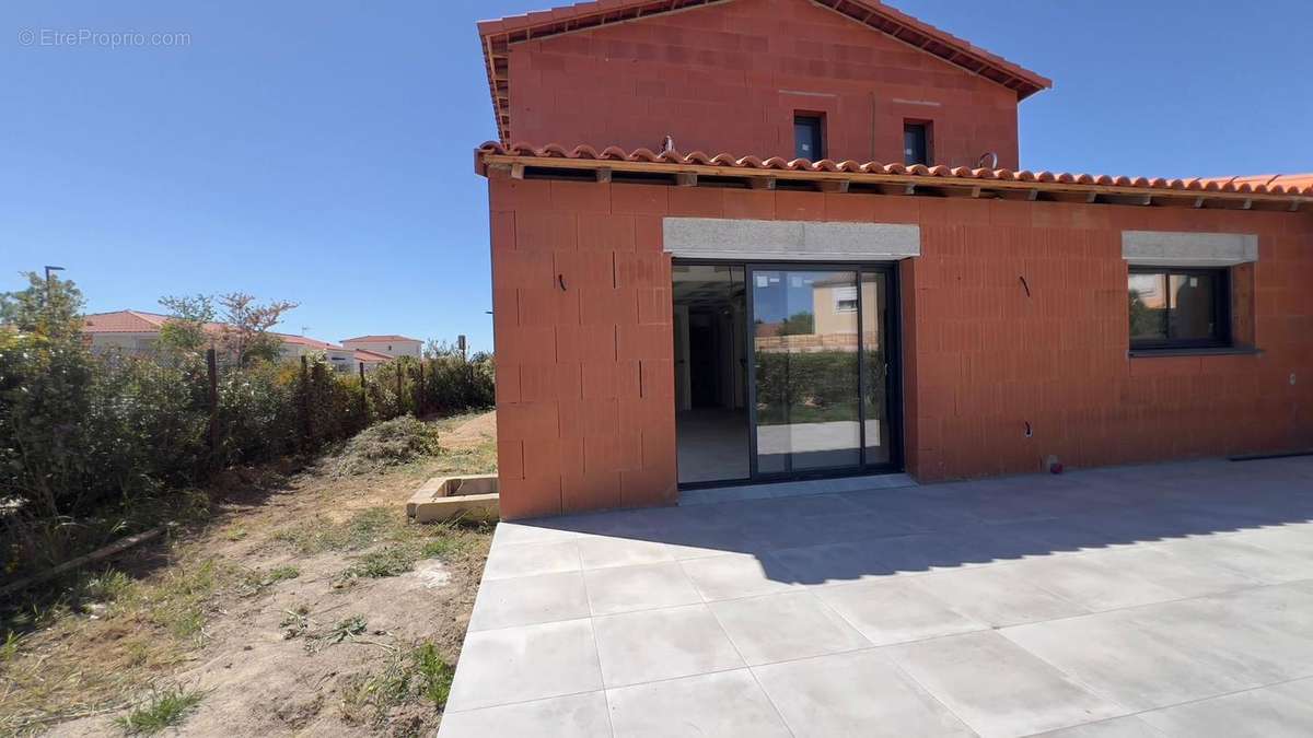 Photo 8 - Maison à NISSAN-LEZ-ENSERUNE