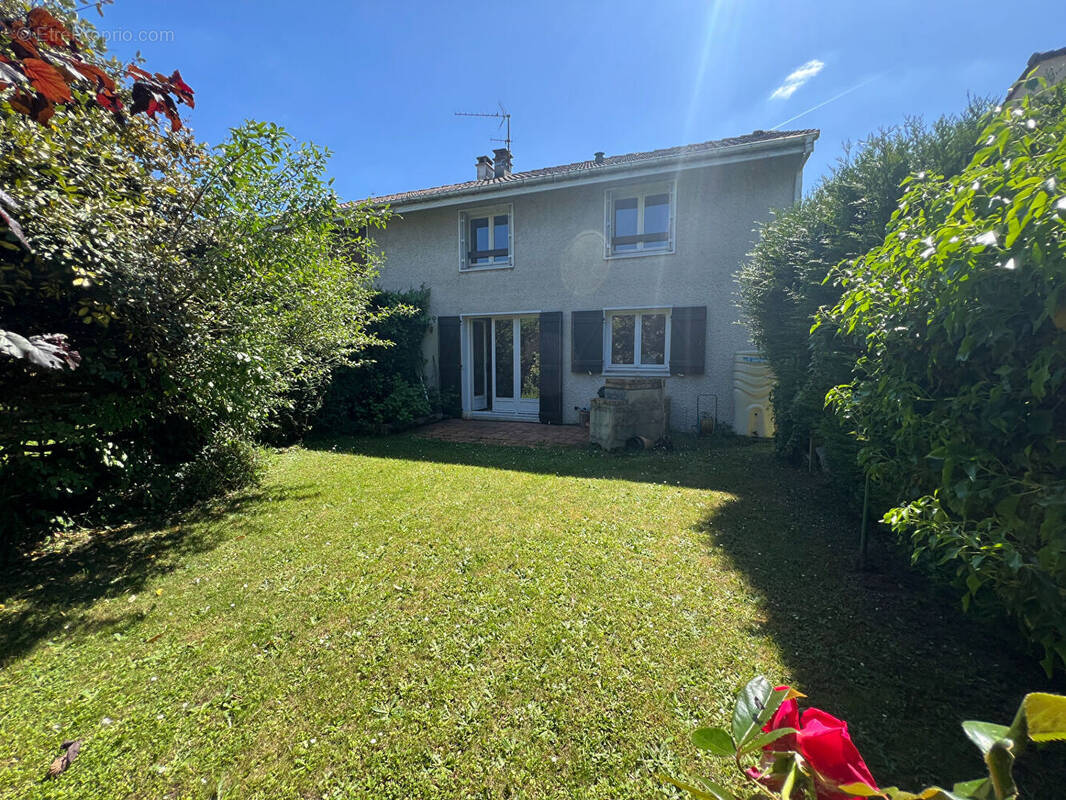 Maison à VILLIERS-SAINT-FREDERIC