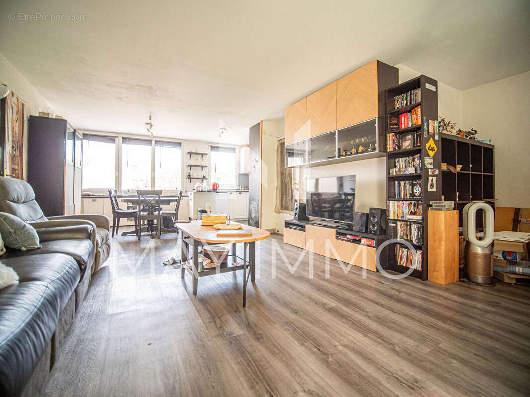 Appartement à LOGNES