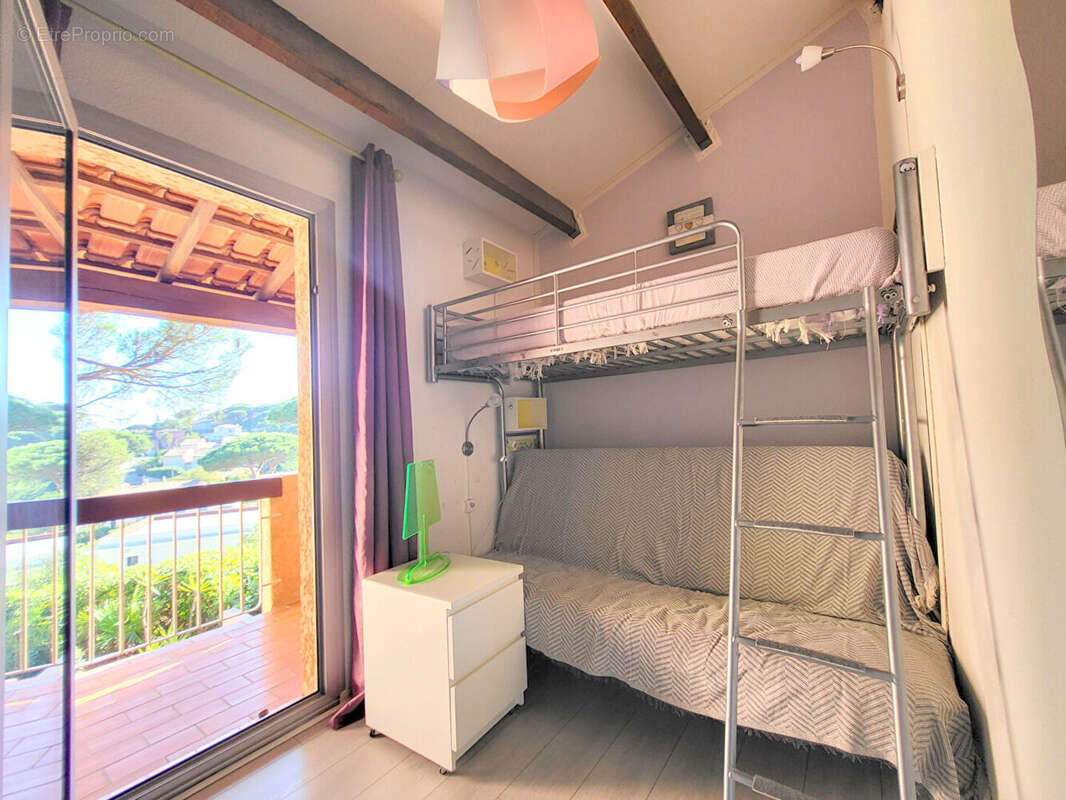 Appartement à LES ISSAMBRES