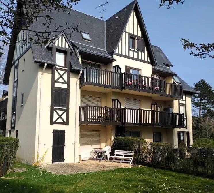 Appartement à TOURGEVILLE