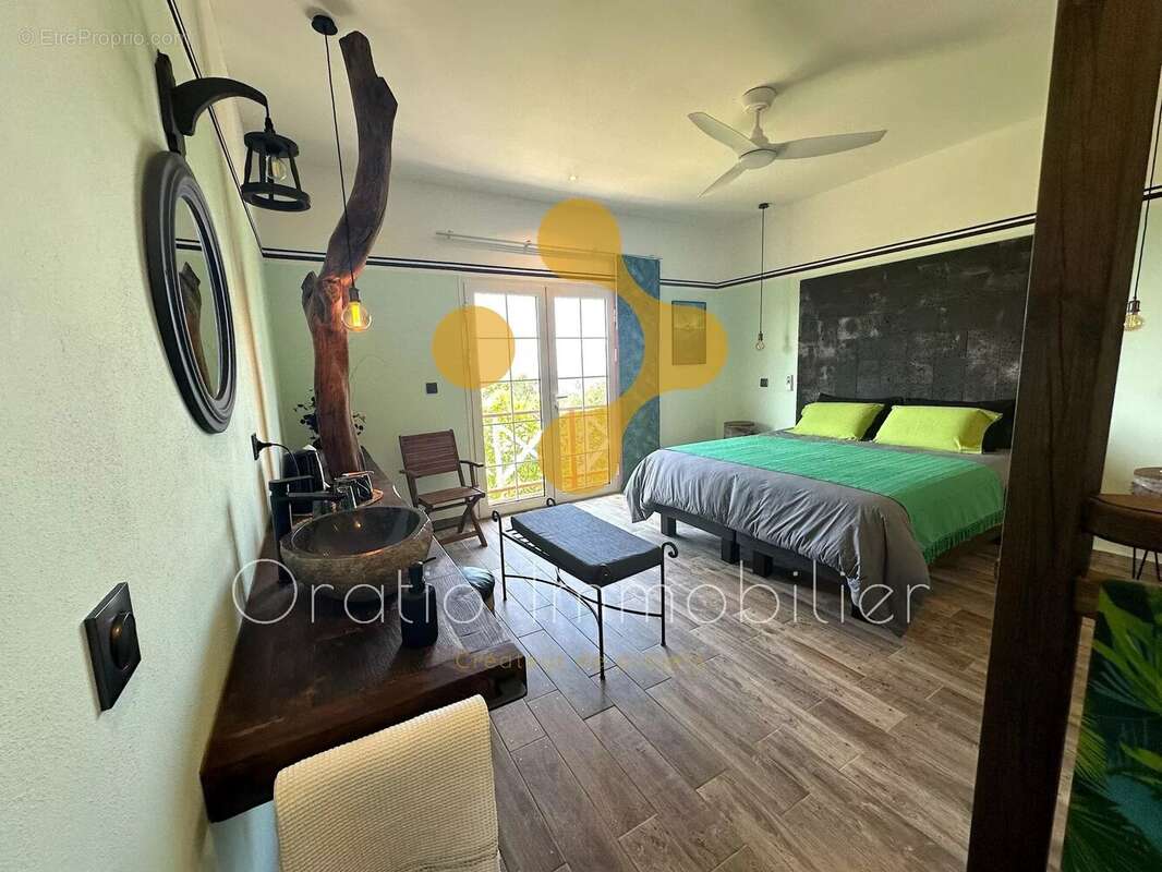 Maison 157 m² à Saint-Philippe  - photo 5