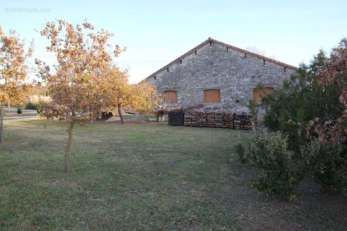 Maison à BARJAC